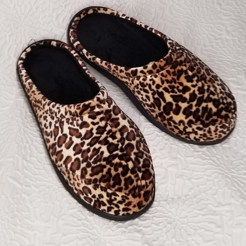 Leopard Print Memory Foam Slippers